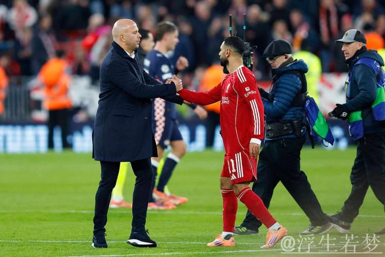 联手做掉主帅？利物浦3核心失误送3球 队长排球动作送点+头牌散步